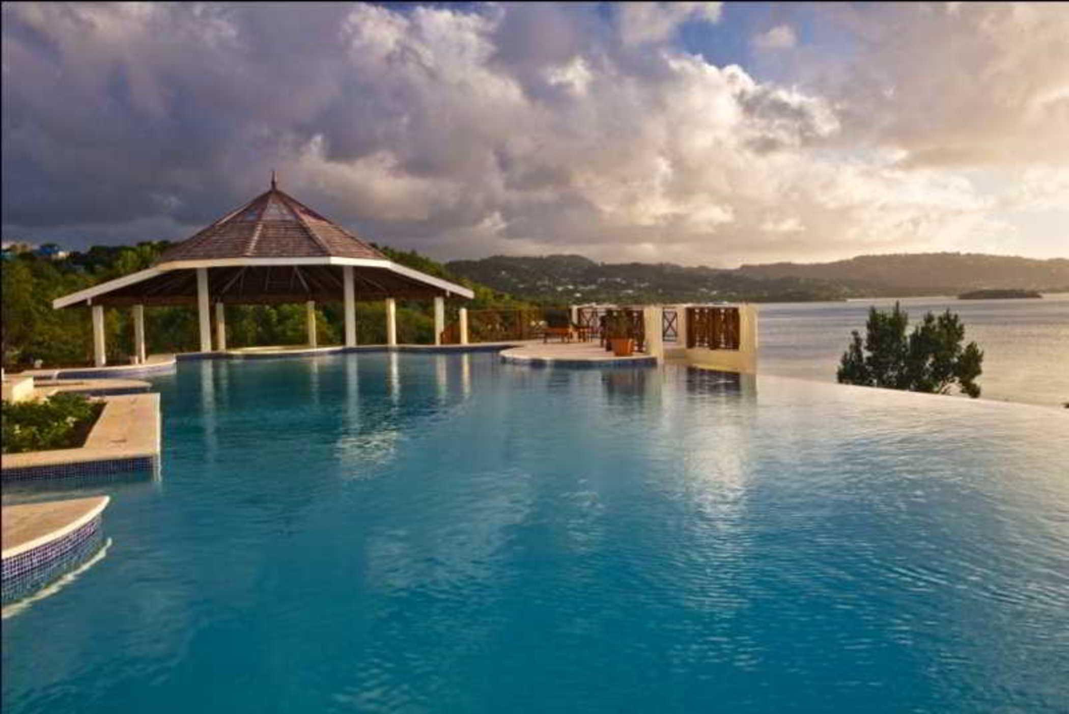 Calabash Cove Resort And Spa - Adults Only Gros Islet Exterior photo